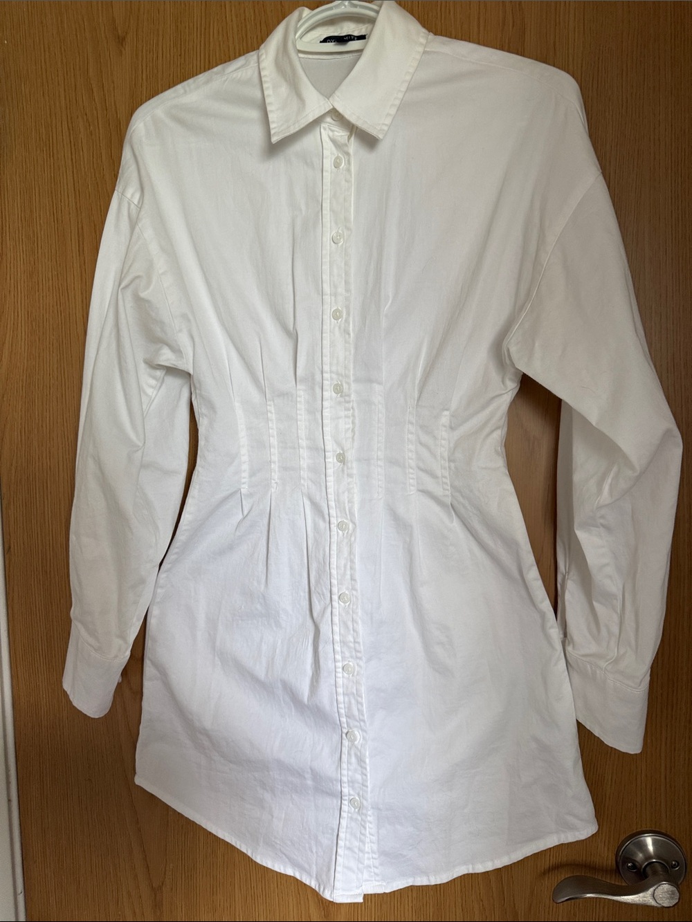 Dynamite White Long-Sleeve Button-Front Tunic